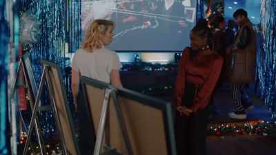 Ahem!
* Amelia! * - Friends & Family Christmas