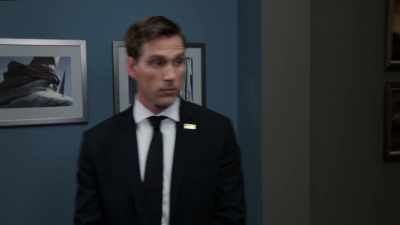 Ahem.
[Sniffs] - Tyler Perry's The Oval