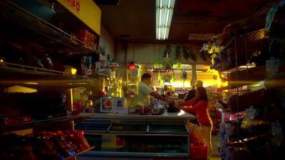 Ahi tienes. Okay,gracias. Next. - CSI: Miami