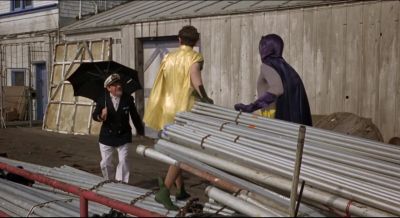 Ahoy there Could you chaps direct me to a policeman - Batman