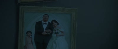 - [Ahua] Hello, ShenXiu.
That's a beautiful name. - Deep Sea
