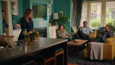 - [Ainsley Voiceover] I was
certain I was the only one until - Five Bedrooms