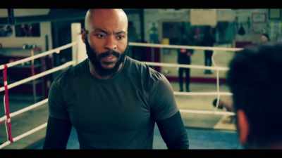- Ain't been called that in a while.
- When did you hang up your gloves? - Informer