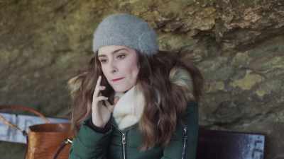 AIRLINE:
Oh hello Ms Bailey,
I'm pleased to tell you that - A Very British Christmas