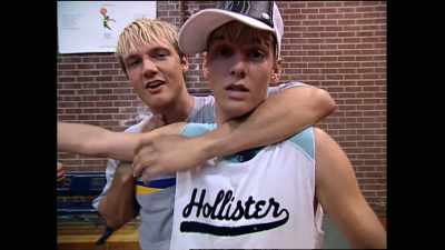 AJ: Because even though
they never reconciled, - Aaron Carter: The Little Prince of Pop