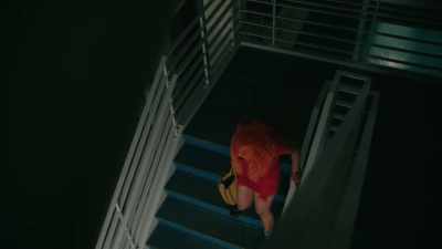 - [Akin] Had to get out. (grunts) - The African Desperate