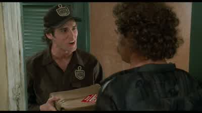 Ακούγεται σπασμένο. - Ace Ventura: Pet Detective