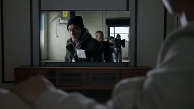 AL: The influence
of television - Sound of the Police