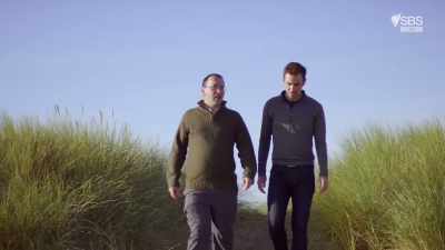 Alan Kilpatrick has studied
the deepest secrets of Belhaven Bay. - Scotland from the Sky