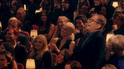 -[ALAN LAUGHS]
-[AUDIENCE CHEERS] - An Audience with Adele