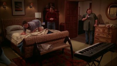 Alan, you're a chiropractor.
Do something. - Two and a Half Men