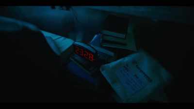 [alarm beeping] - The Umbrella Academy
