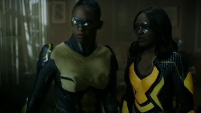 [alarm blaring] - Black Lightning