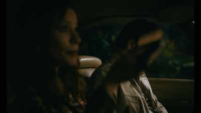 Alberto, can't you wait
till we get inside? - Griselda