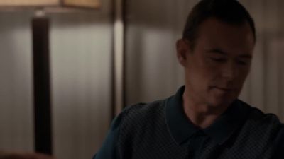 -Alcina. -I'm in the bathroom. - Marcella