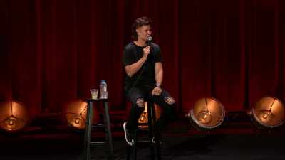 Ale to je součástí hispánské kultury. - Theo Von: Regular People
