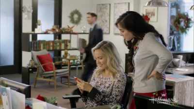 [alert chimes] - With Love, Christmas
