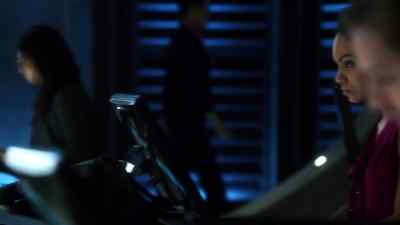 ALEX: Birkhoff, we're ready.
- Okay, is he hooked up? - Nikita