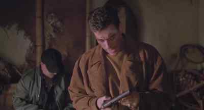 - Alex, I think they screwed you.
- Let me see. - Double Impact