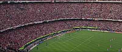 [Alex] It's something
that I'd had on many occasions, - Sir Alex Ferguson: Never Give In