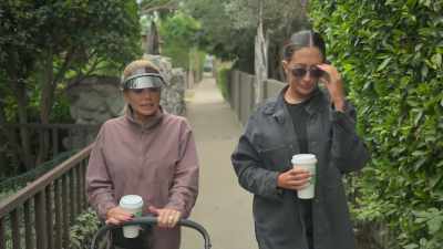 Alex is just gonna be content with
the situation as long as she's content. - Buying Beverly Hills