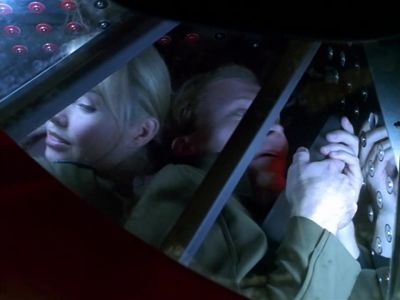 Alex, you need some help? - Farscape