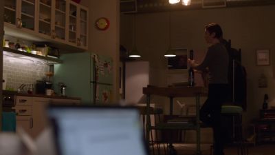[Alex] Okay. This is like...
I'm... [sighs] - Supergirl