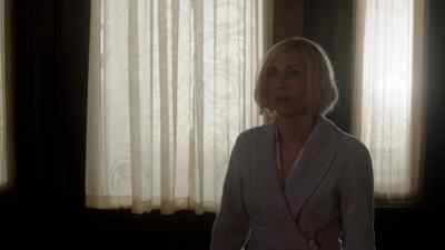 Alex slept on the couch. - Bates Motel