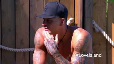 ALEX: That's the thing,
like, she should like realize - Love Island