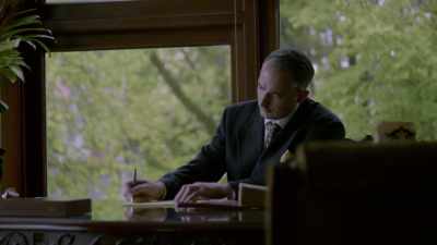 - Alfred Sloan
says, wait a second, - The Cars That Made America