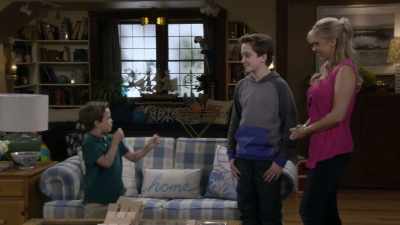Ali, bomaye. - Fuller House