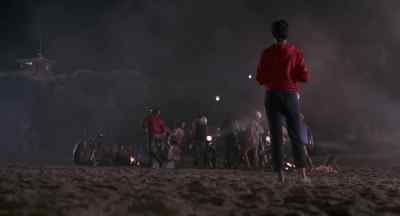 - Ali, I want to talk to you.
- Leave me alone. - The Karate Kid