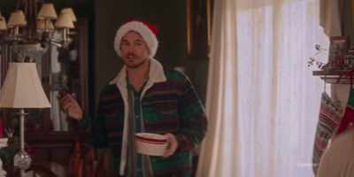 Ali, we're both grownups here,
so let's just act like grownups. - EXmas