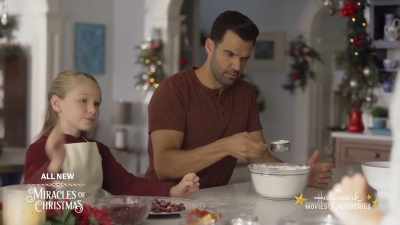 Alice, do you wanna know
the secret - Cranberry Christmas