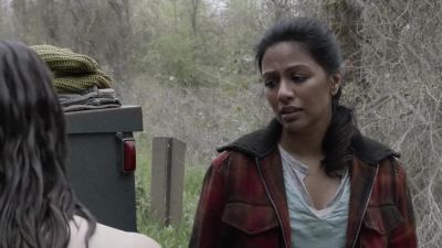Alicia, you're going to be okay. - Fear the Walking Dead
