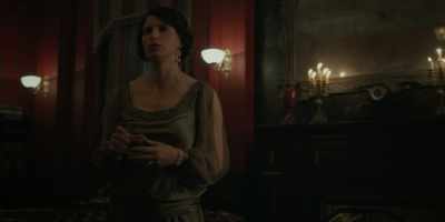Alicia's bags will be packed - Flowers in the Attic: The Origin