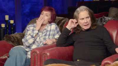 - Aliens.
- It might be Aliens, yeah. - The Osbournes Want to Believe