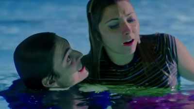 (alison gasps)
(water splashes) - Secret Society of Lies