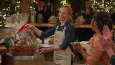 [all applauding] - A Sweet Christmas Romance