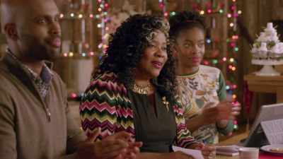 [all applauding] - A Sweet Christmas Romance