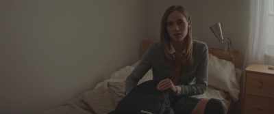 All my babysitters growing up
were students, - Seance