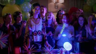 All: Bex! Bex! Bex! Bex! Bex!
Bex! Bex! Bex! Bex! - Andi Mack