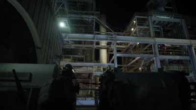 All Bravo elements,
continue infil. - SEAL Team