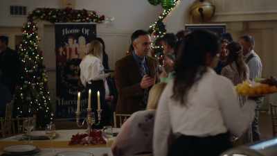(all chattering) - Magic in Mistletoe