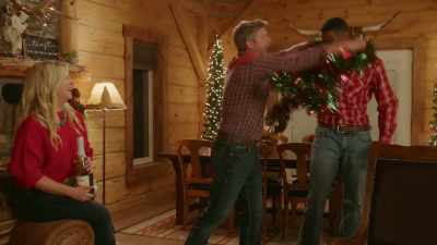 [all chattering] - Mistletoe in Montana