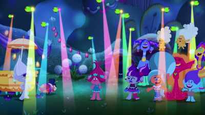 [all cheering, laughing] - Trolls: TrollsTopia