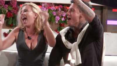 (ALL CHEERING) - Love Island