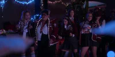 [all cheering] - Class of '07