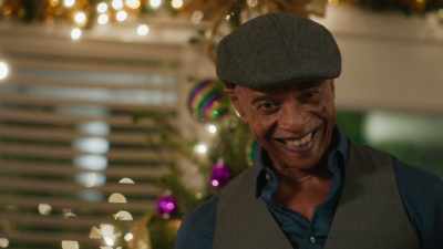 (all chuckling) - All Saints Christmas