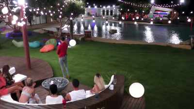 (ALL CLAMORING) - Love Island